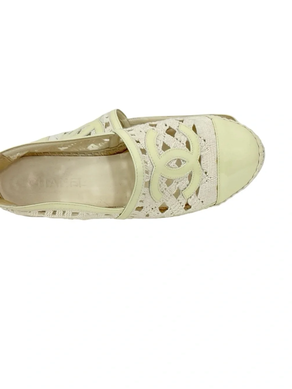 CHANEL Cream Crochet Espadrilles with Pale Yellow Patent Trim Size 40 - Picture 9 of 13